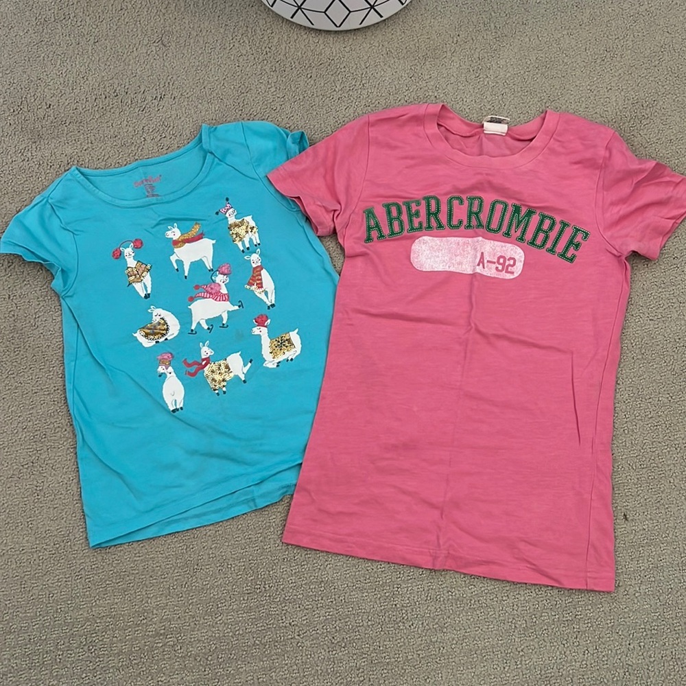 Girls Abercrombie T-shirt